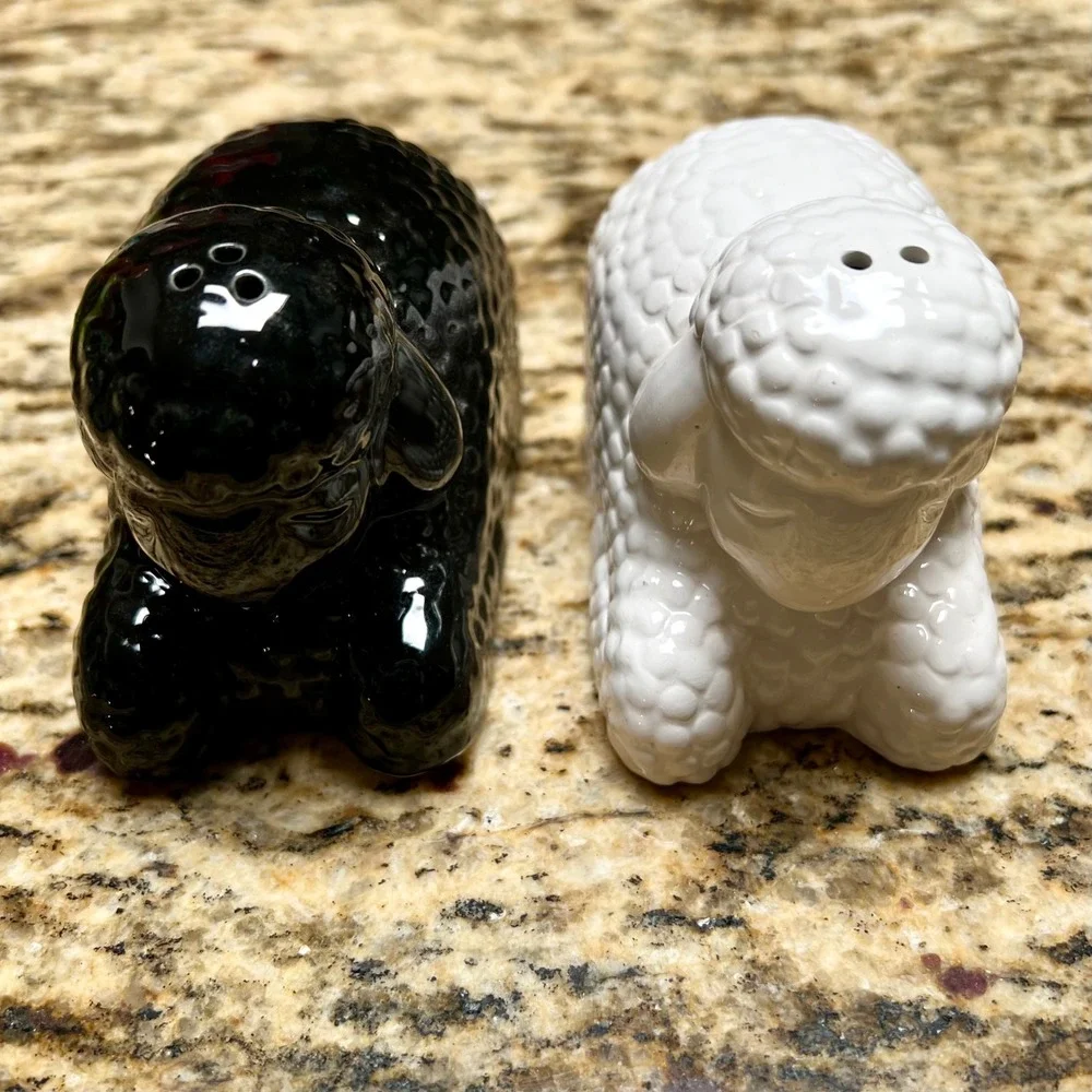 Vintage Artmark Ceramic Sheep Salt & Pepper Shakers Black White Lamb Set 90s